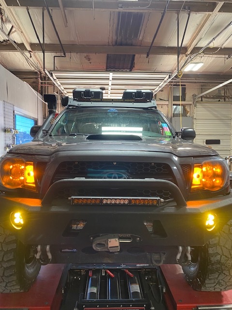 2011 Toyota Tacoma gallery photo 6