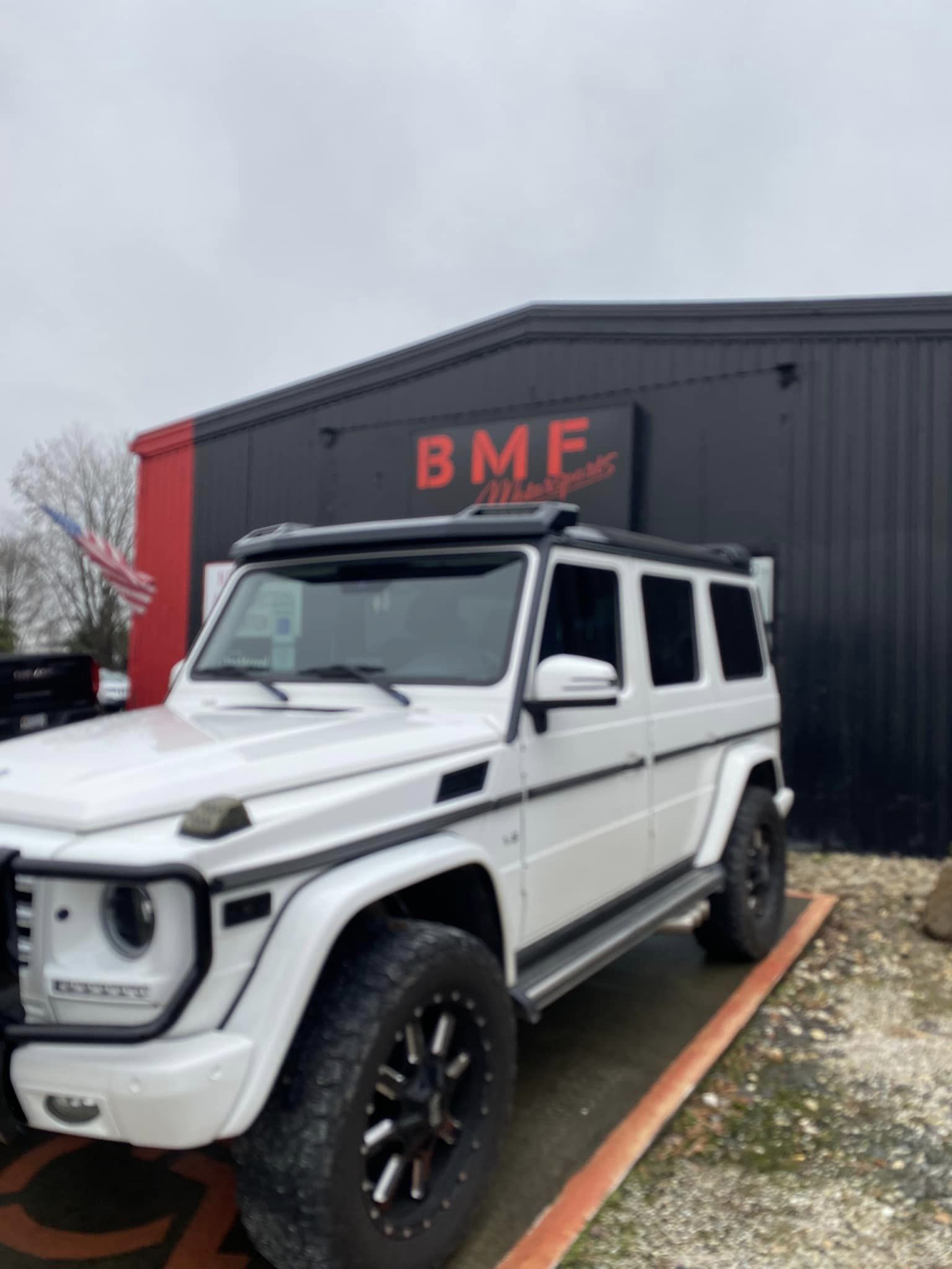2015 Mercedes G550 gallery photo 3