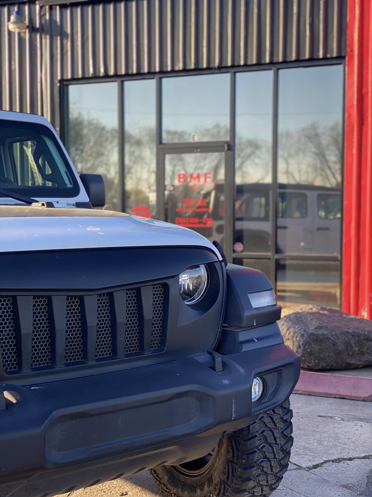 2018 Jeep Wrangler JL gallery photo 3