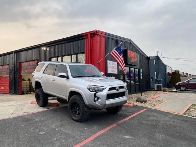 2020 TRD 4Runner gallery photo 9