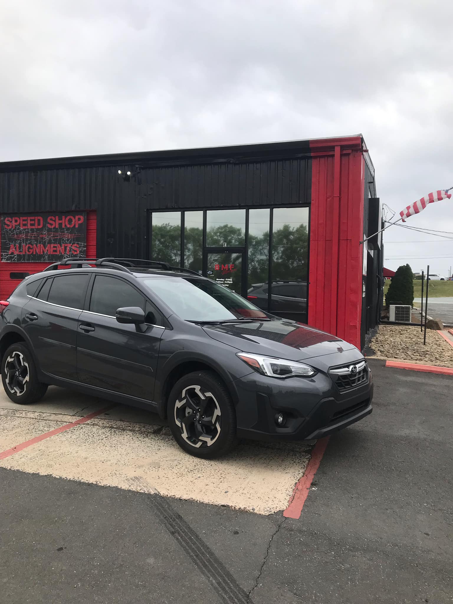2021 Subaru Crosstrek gallery photo 2