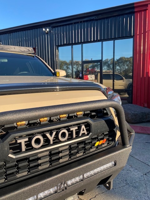 2021 Tacoma gallery photo 3