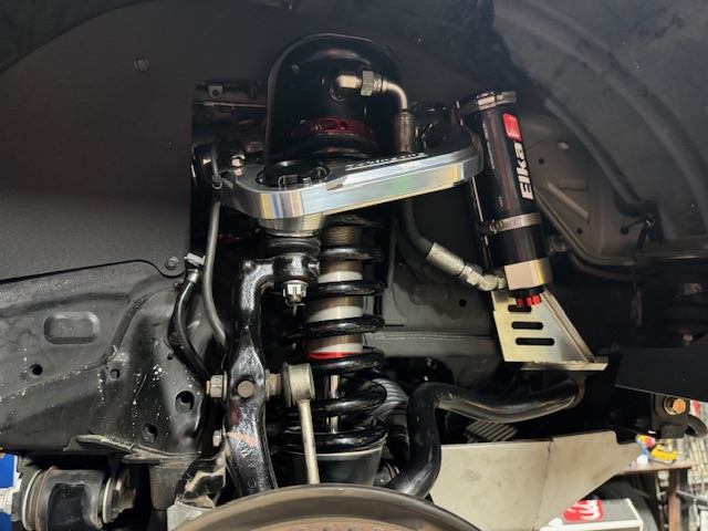 Elika Shock Rebuild project at BMF Motorsports